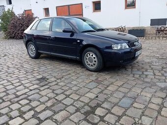 Audi A3 1.6i