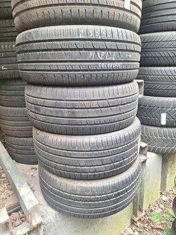 Celoroční pneumatiky Pirelli 235/50 R18