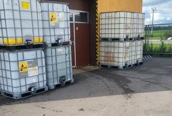 PRODÁM IBC KONTEJNERY 1.000 lt
