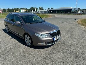 Škoda Superb Combi 2.0 Tdi-4x4 CZ doklady