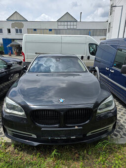 BMW F02 750Li díly