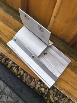 Montážní set pro markýzy na VW T5/T6