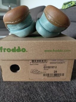 Barefoot Frodo sandále vel. 29