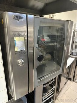 Profesionální elektrický konvektomat Zanussi – nerez