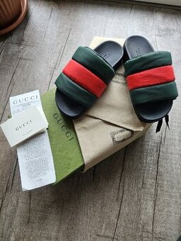 Gucci pantofle