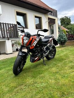 KTM Duke 125