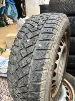 Kusovky 205/65 r16C Zimní Dunlop 2ks VW T5
