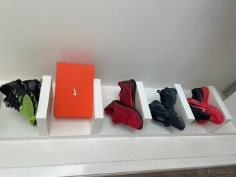 PRŮVAN V BOTNÍKU NIKE TOP STAV
