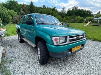 Toyota Hilux 2000 - 1