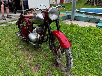 Jawa 250 Pérák - 1