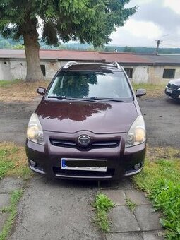 Toyota Corolla VERSO