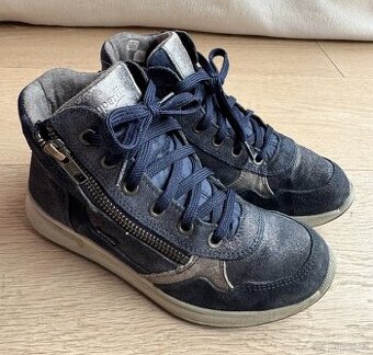 SUPERFIT celoroční  boty vel. 33 (s Goretexem)