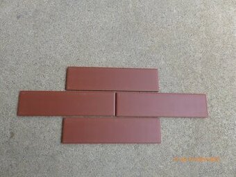 Keramické obkladové pásky