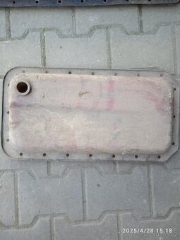 Prodám vanu+ plechy na 4011 a 3011