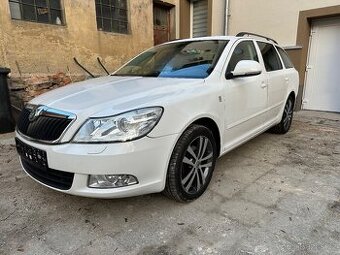 ŠKODA OCTAVIA 2 1.6TDI DSG XENON STYLE 1.MAJ.