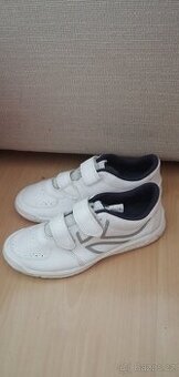 Tenisky, boty do tělocviku