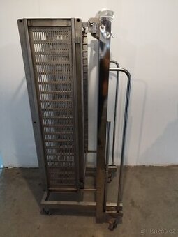 Nerezový zavážecí vozík