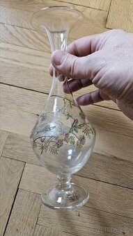 Secesní skleněná karafa / váza emailový dekorem, kolem 1900