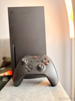 Prodám Xbox Series X 1 TB –  dobrý stav