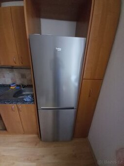 Daruji zdarma funkční lednicku Beko za odvoz