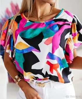 Krásná halenka XXL