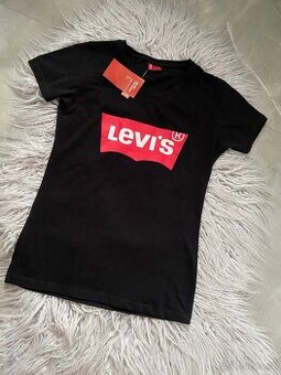 Nové dámské tričko Levis vel. S, 350 kc