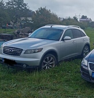 prodám Infiniti fx35
