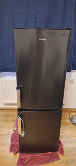 Siguro lednice černá