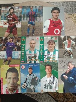 Prodám fotky z fotbalu podepsaný hráči a trenérem