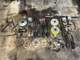 Prodám Náhradní díly z Moped auta Microcar lyra