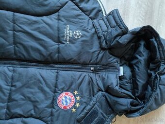 Bayern Mnichov zimní bunda