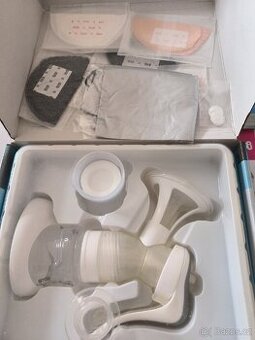 Odsávačka mateřského mléka lovi expert 3D