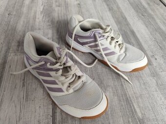 Sálové boty Adidas 38
