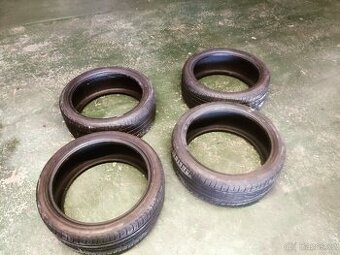 Pneu Bridgestone Turanza 225/40/R18