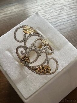 Zlatý dámský prsten