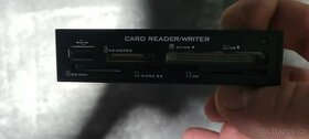Čtečka paměťových karet, interní, USB