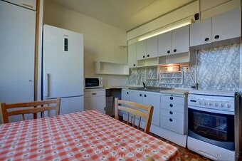 Prodej bytu 3+1, 71 m2, Vrchlabí, ul. Školní - 1