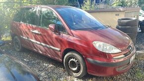 Citroen C8,Peugeot  807,