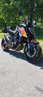 KTM 1290 Super Duke R