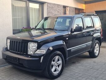 Jeep Cherokee 2.8CRDi 130kW 4x4 BEZ KOROZE