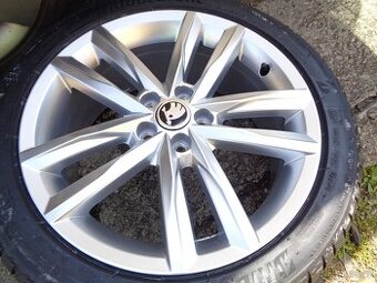 Volkswagen Polo škoda fabia nové 17 alu kola 5x100
