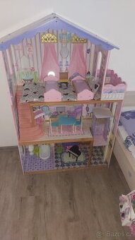 Domeček pro barbie