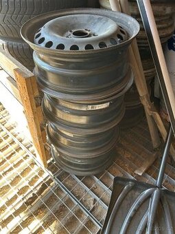 Prodám disky na Volvo V50 5x108 16 palců