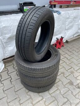 Sada pneu hankook 195/65 R15