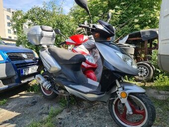 Skútr 50ccm