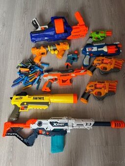 Nerf fortnite, surgefire, accustrike a další