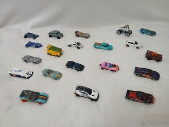 Hot wheels 7x20 autíček - rozbalené, nehrané Cena je za 20ks