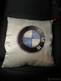 BMW polštářek 30x30 - 1