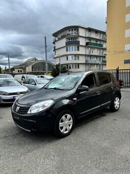 Dacia Sandero, 1.6 64KW KLIMA Ojeté, 4/2010, 215 100 km  Kar