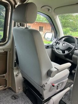 Přední sedačky VW T5, T5.1 caravelle, transporter